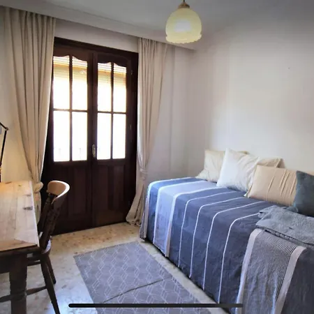 Cozy Townhouse Old Town Otel Estepona