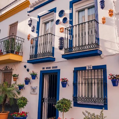 Otel Cozy Townhouse Old Town